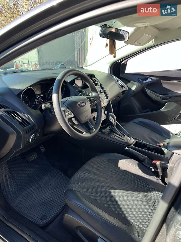 Седан Ford Focus 2017 в Львове