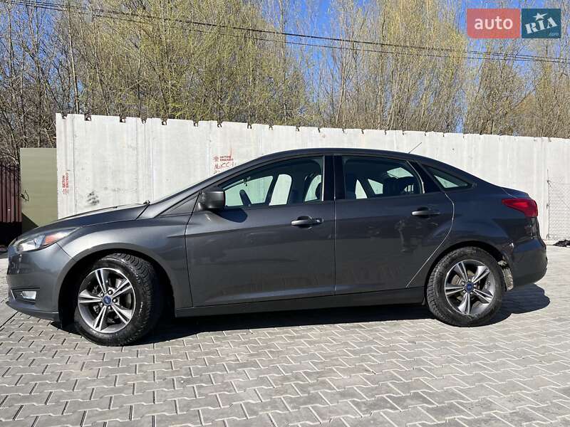 Седан Ford Focus 2017 в Львове