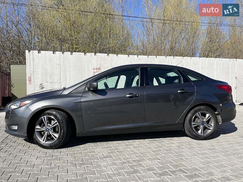 Седан Ford Focus 2017 в Львове
