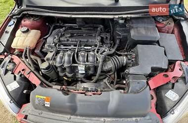 Хэтчбек Ford Focus 2007 в 