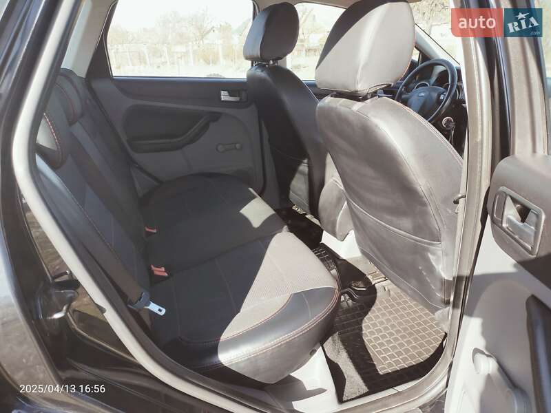 Универсал Ford Focus 2010 в Луцке