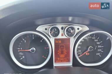 Универсал Ford Focus 2010 в 