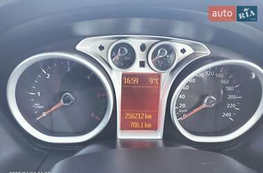 Универсал Ford Focus 2010 в 