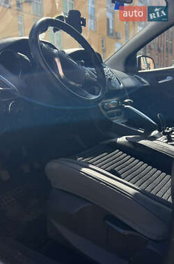Хэтчбек Ford Focus 2013 в 