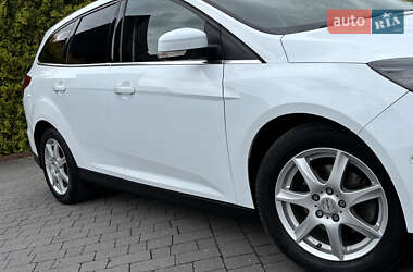 Универсал Ford Focus 2014 в 
