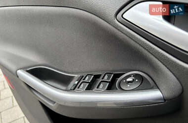 Универсал Ford Focus 2014 в 