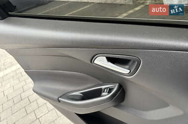 Универсал Ford Focus 2014 в 