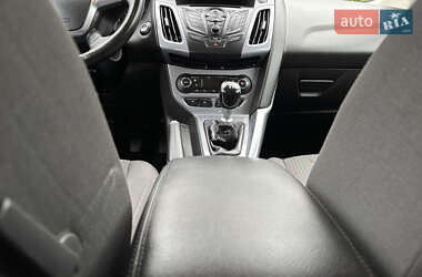 Универсал Ford Focus 2014 в 