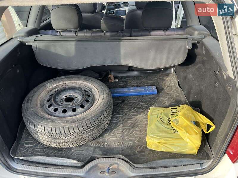 Универсал Ford Focus 2004 в Збараже