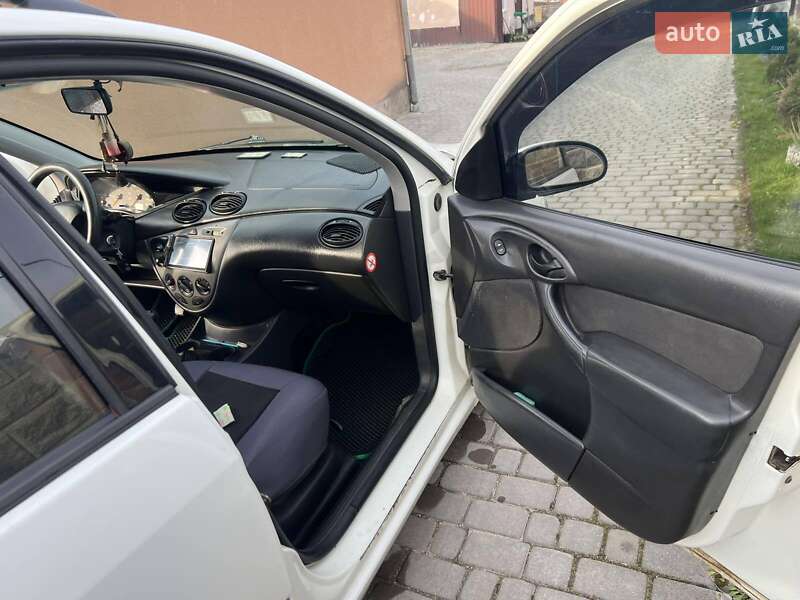 Универсал Ford Focus 2004 в Збараже