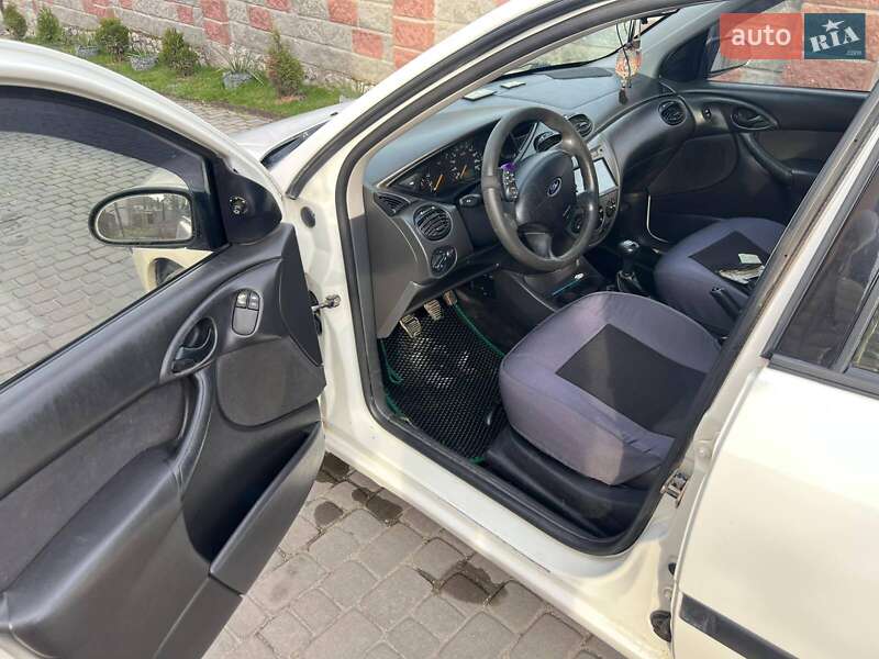 Универсал Ford Focus 2004 в Збараже