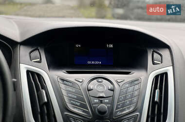 Седан Ford Focus 2014 в 