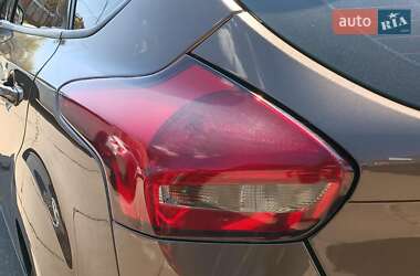 Хэтчбек Ford Focus 2016 в 