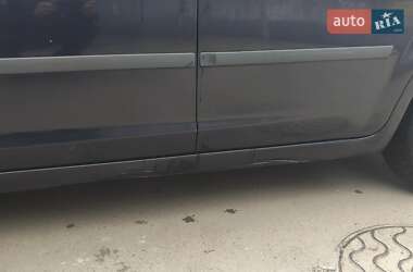 Хэтчбек Ford Focus 2004 в 