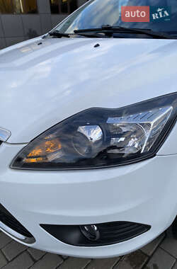 Універсал Ford Focus 2010 в 