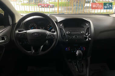 Седан Ford Focus 2017 в 