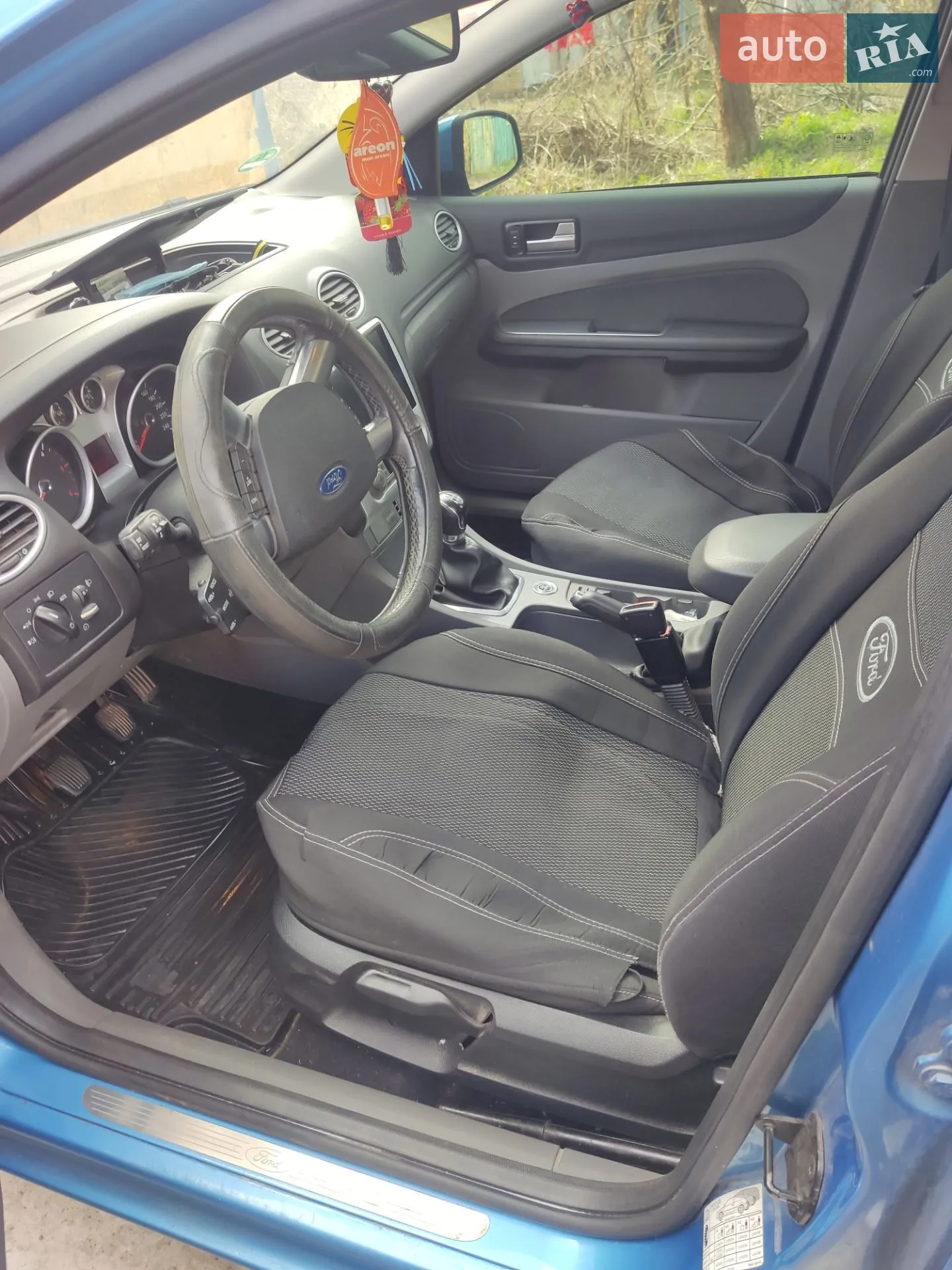 2010 Ford Focus - мініатюра 4
