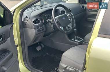 Седан Ford Focus 2005 в 