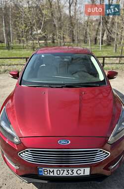 Хетчбек Ford Focus 2016 в 