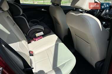 Хетчбек Ford Focus 2016 в 