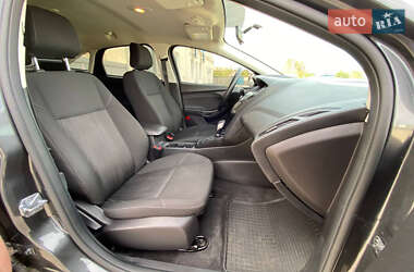 Седан Ford Focus 2018 в 