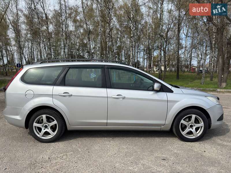 Универсал Ford Focus 2010 в Ахтырке