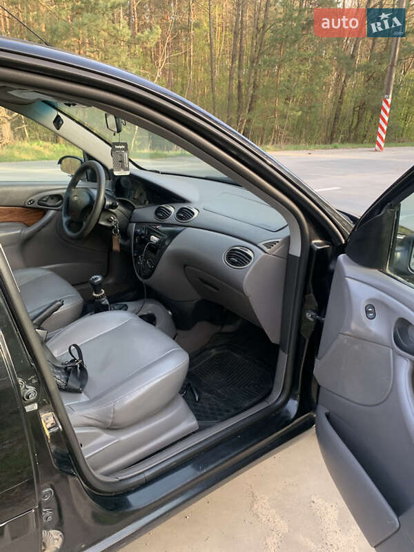 Седан Ford Focus 2003 в Славуті