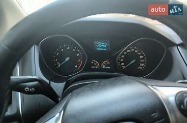 Седан Ford Focus 2012 в 