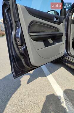 Универсал Ford Focus 2010 в 