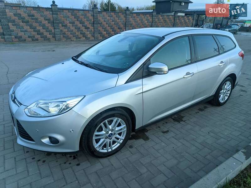 Универсал Ford Focus 2014 в 
