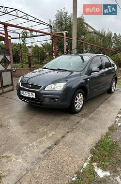 Хэтчбек Ford Focus 2006 в 
