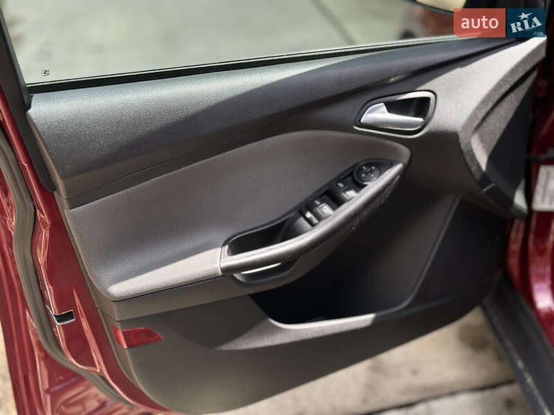 Седан Ford Focus 2013 в Львове
