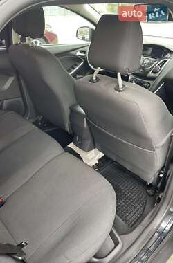Универсал Ford Focus 2012 в 