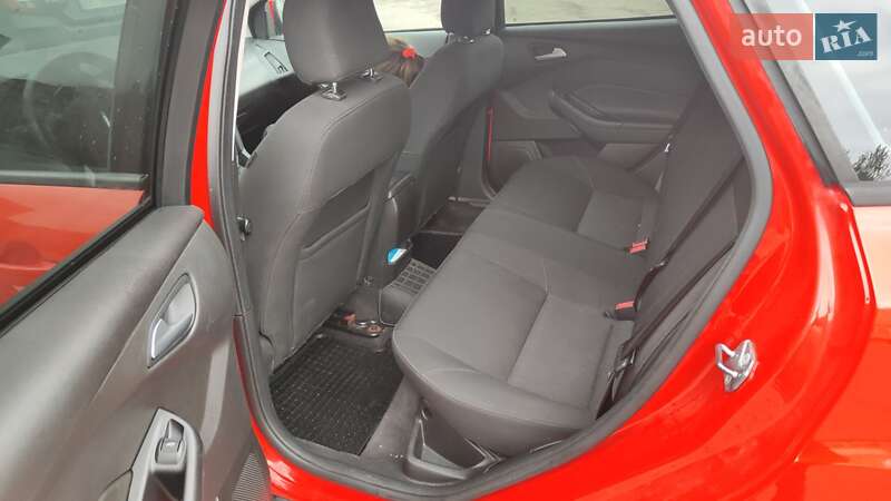 Седан Ford Focus 2015 в Львові фото 9 Седан Ford Focus 2015 в Львові