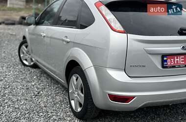Хэтчбек Ford Focus 2008 в 