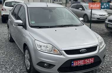 Хэтчбек Ford Focus 2008 в 