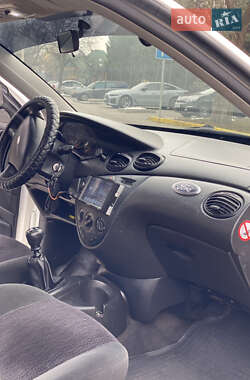 Универсал Ford Focus 2000 в 