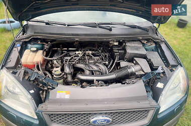 Хэтчбек Ford Focus 2006 в 