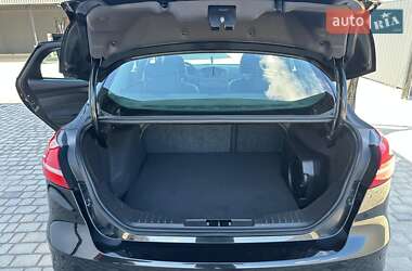 Седан Ford Focus 2015 в 