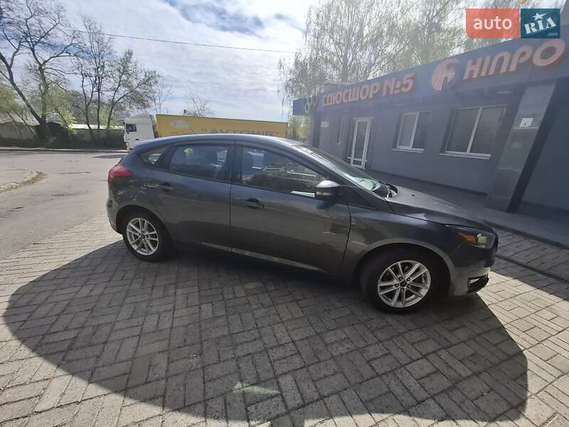 Хэтчбек Ford Focus 2016 в Днепре
