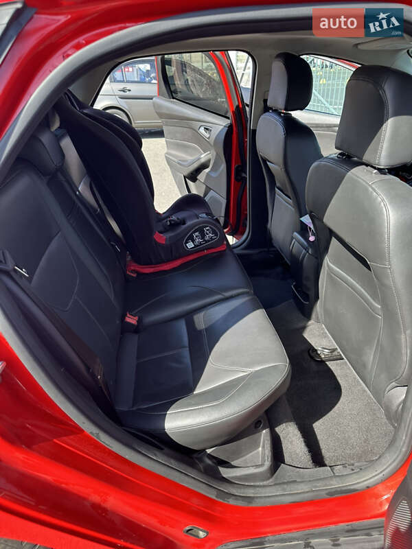 Хетчбек Ford Focus 2015 в Києві