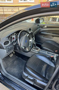 Седан Ford Focus 2010 в 
