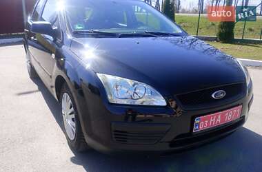 Хэтчбек Ford Focus 2006 в 