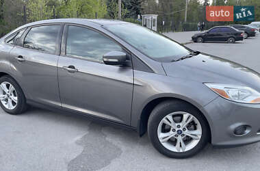 Седан Ford Focus 2014 в 