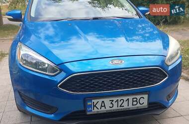 Седан Ford Focus 2015 в 