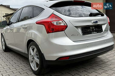 Хетчбек Ford Focus 2014 в 