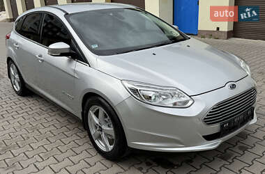 Хетчбек Ford Focus 2014 в 