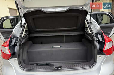 Хетчбек Ford Focus 2014 в 