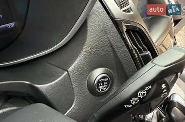 Хетчбек Ford Focus 2014 в 
