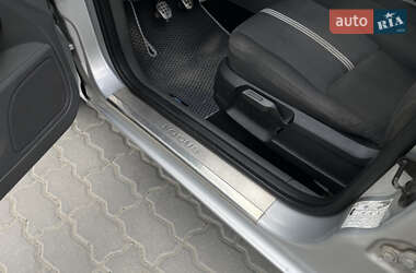 Универсал Ford Focus 2010 в 